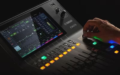 Direct leverbaar: Yamaha DM3 Digitale Mixer