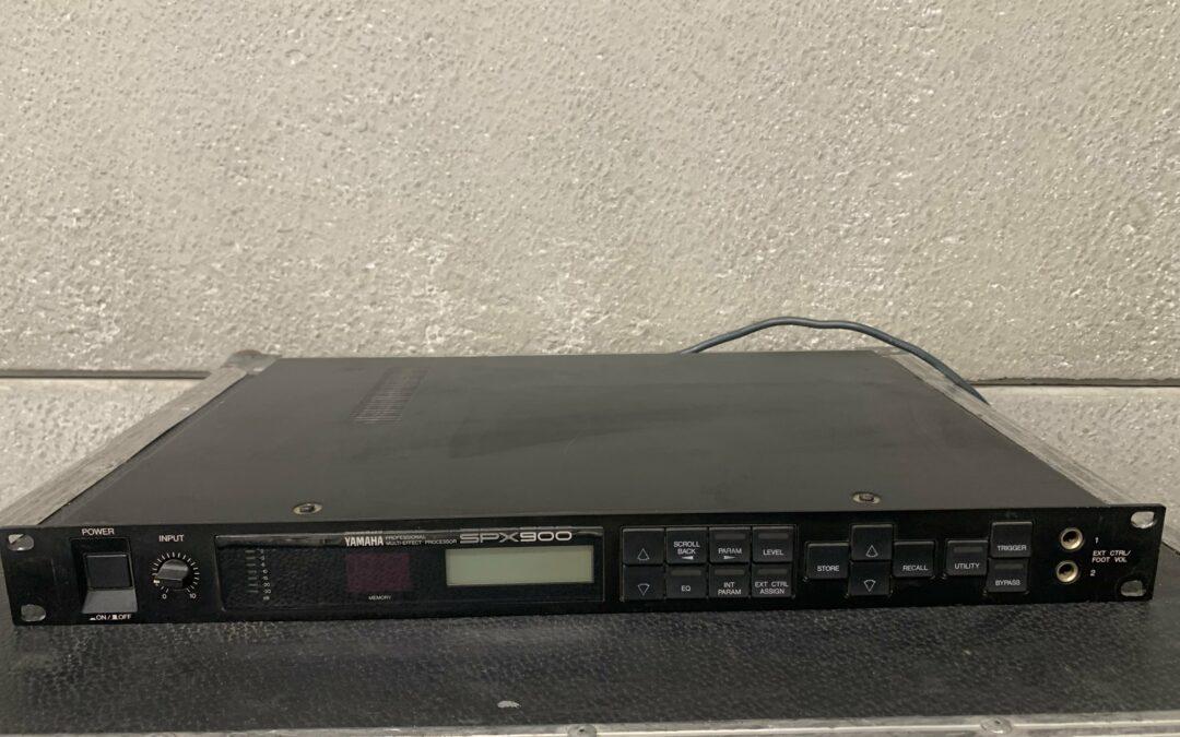Yamaha SPX900
