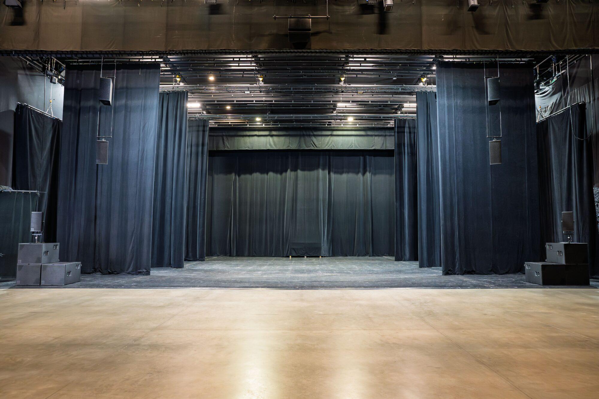 dimmer-ETC-maz-brugge-pvl-13 Ontwerp pvl sound & light cactus club brugge